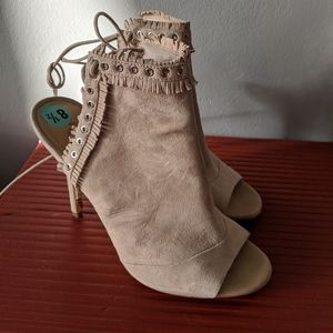 Super sexy Sam Edelman Fringe suede heels